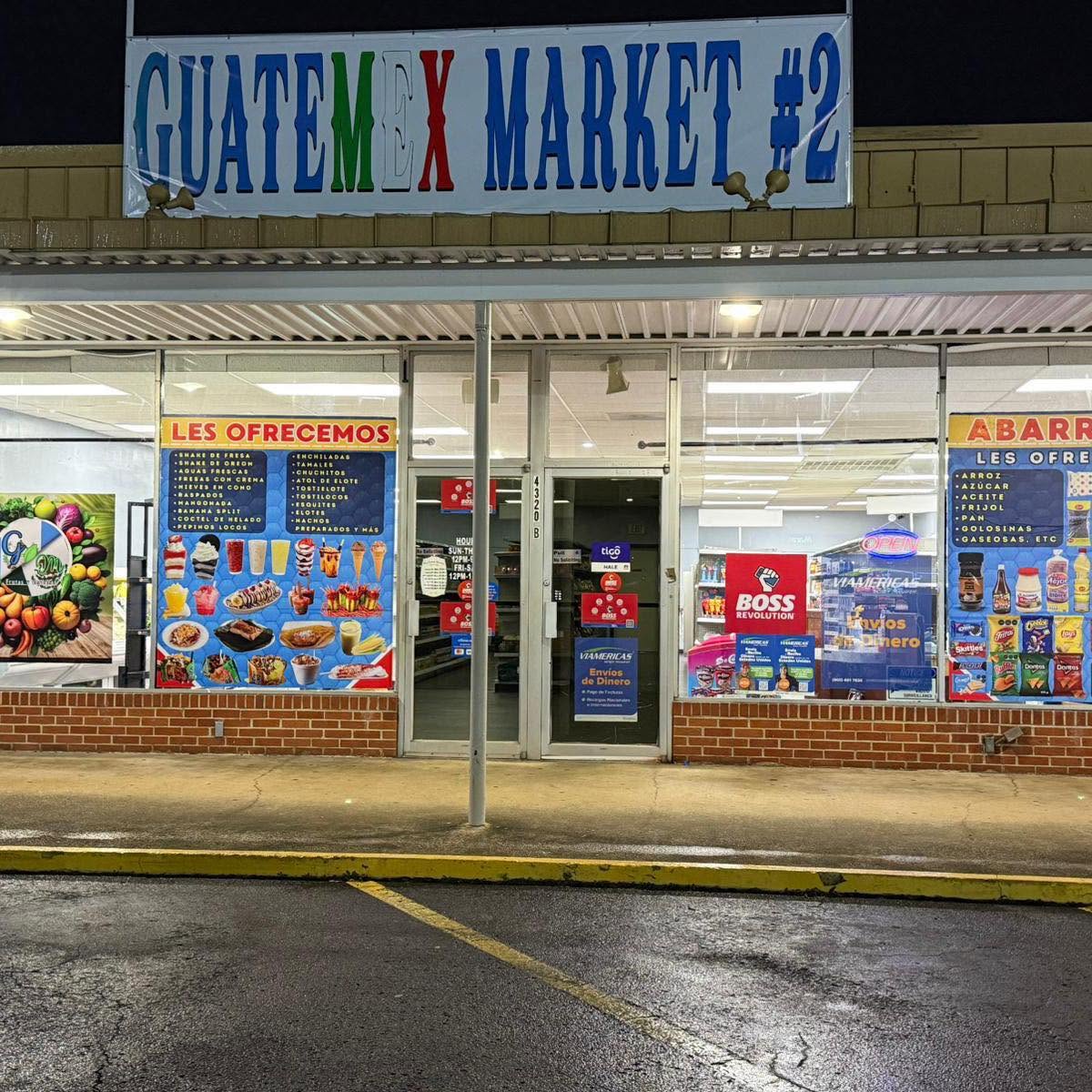 exterior of strip mall market